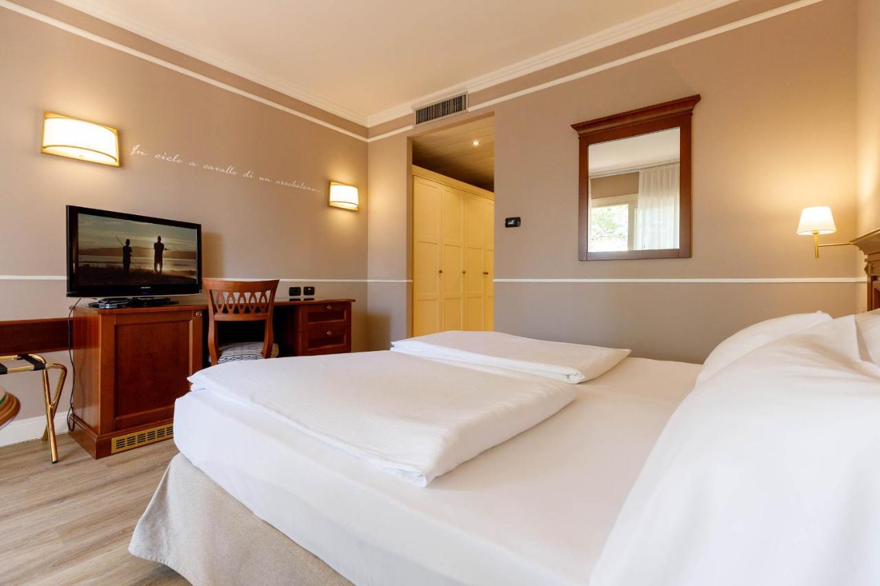 Hotel Boffenigo - The Golden Hour Костермано Екстериор снимка