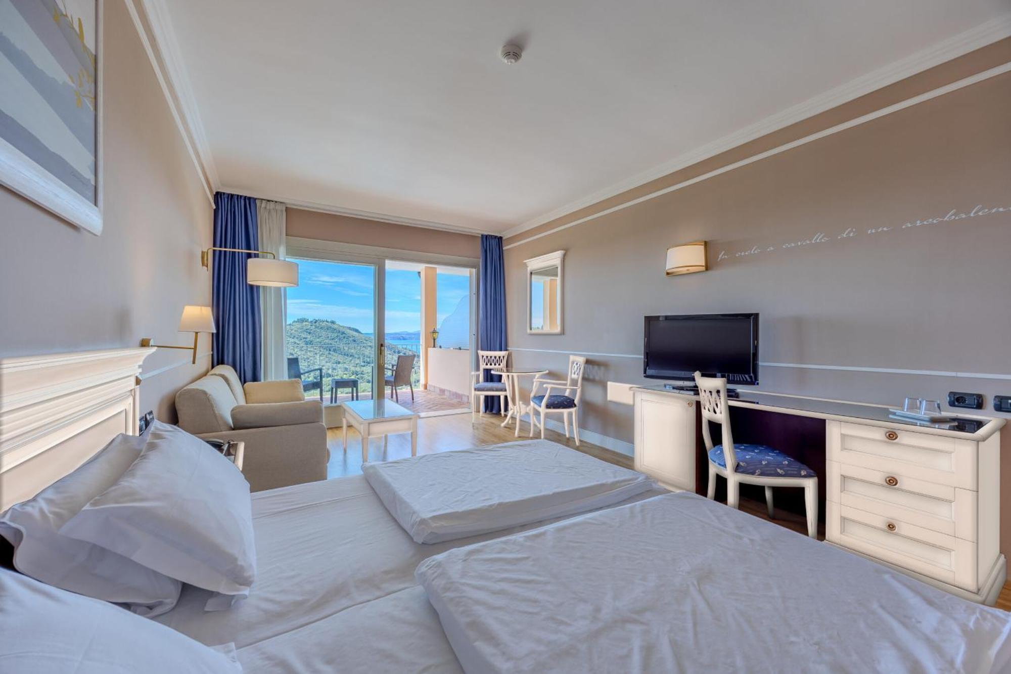 Hotel Boffenigo - The Golden Hour Костермано Екстериор снимка