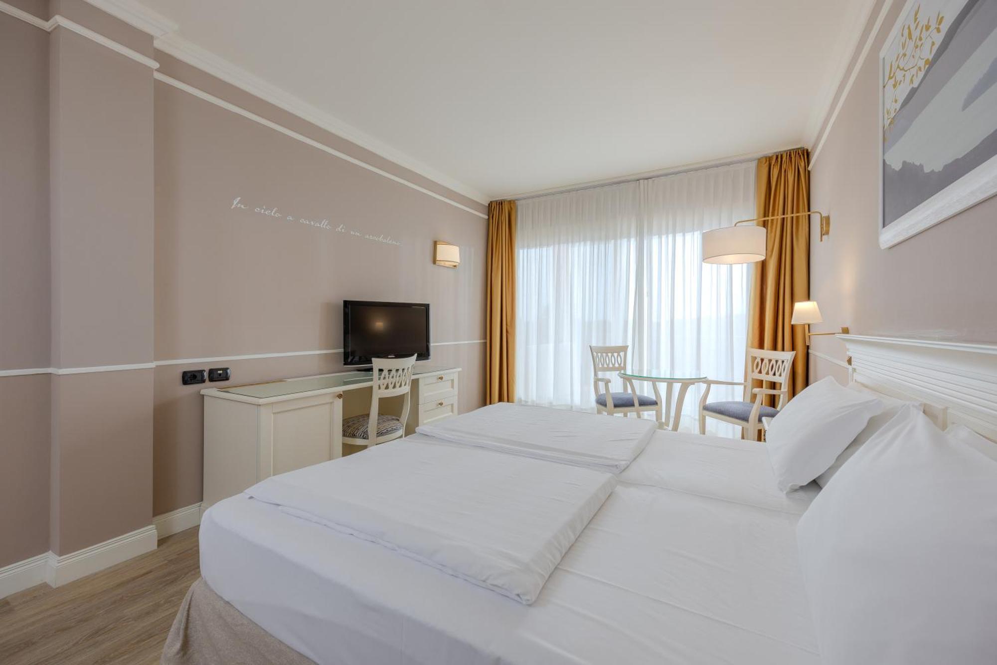 Hotel Boffenigo - The Golden Hour Костермано Екстериор снимка